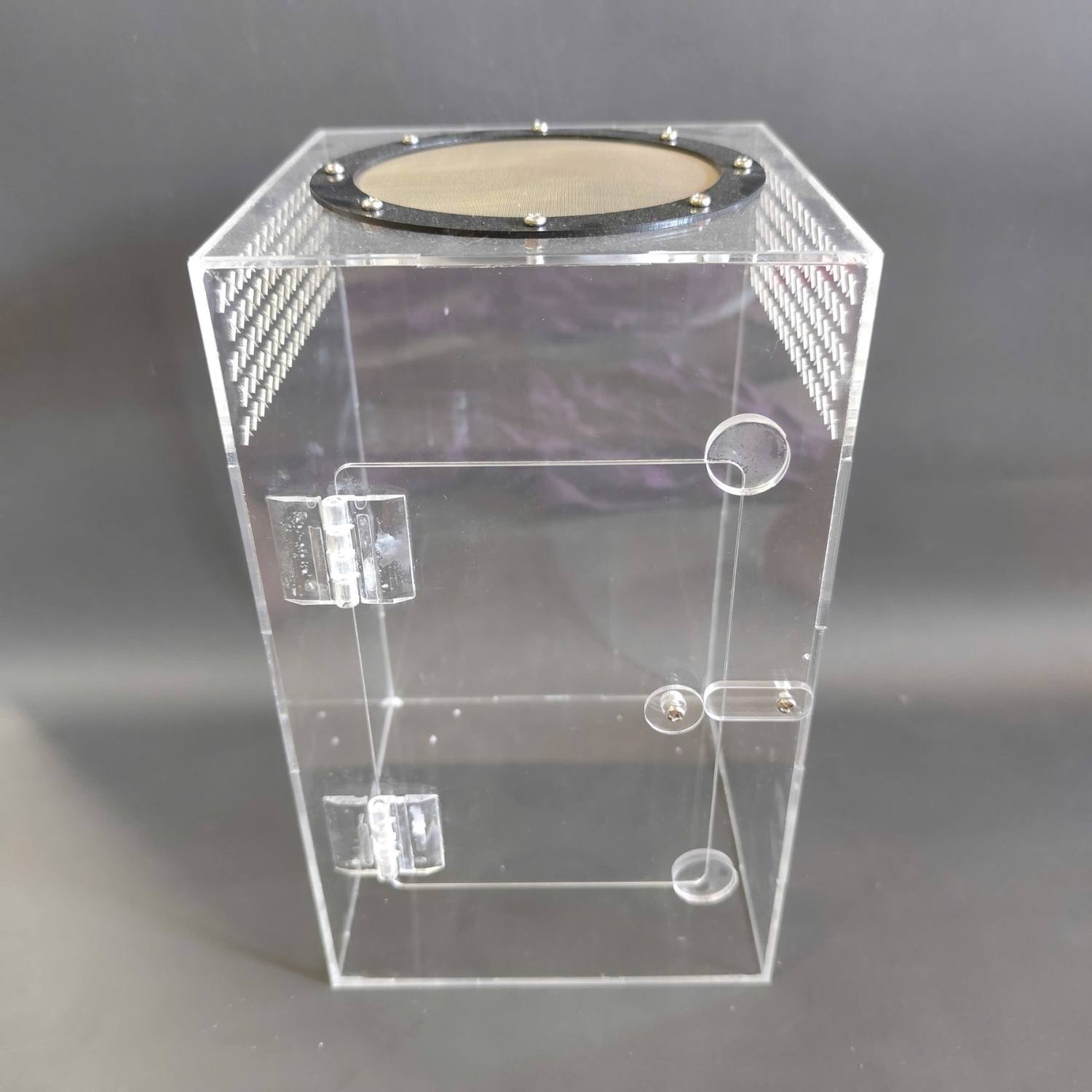Hộp nuôi côn trùng/Tank kiến mica B2 15x15x25cm